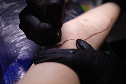 Fine Line Tattoos After 10 Years: How They Really Age